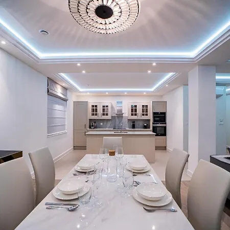 Rynek 7 By Zywiecki****