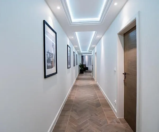 Rynek 7 By Zywiecki****