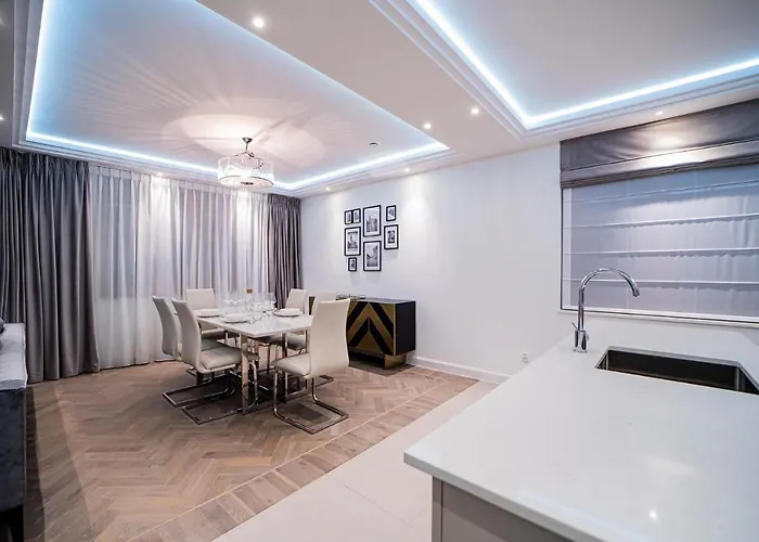 Rynek 7 By Zywiecki**** דירה